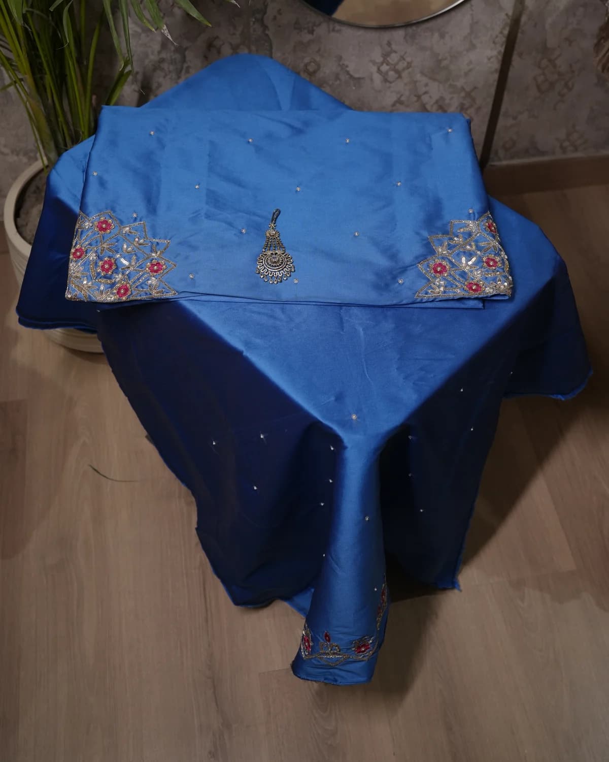 Jahanara Sapphire Blue Handcrafted Zardozi Silk Suit thumbnail 6