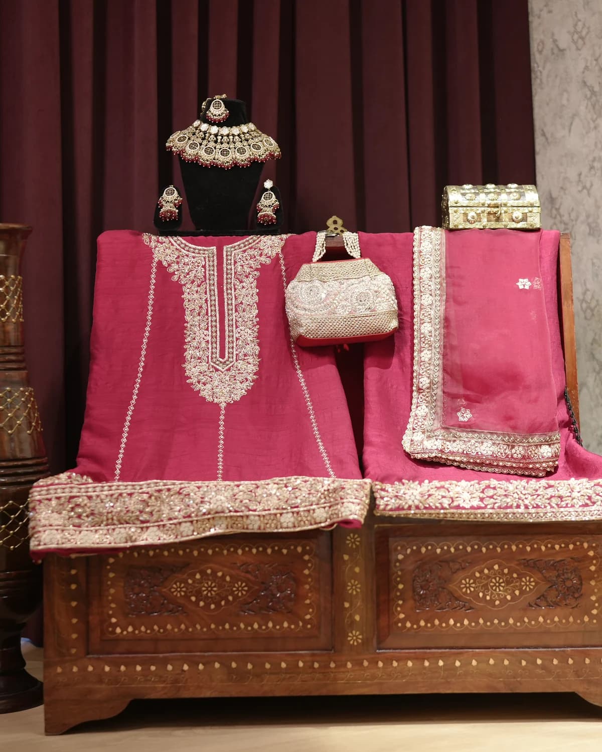 Mumtaz Rani Pink Handcrafted Zardozi Silk Suit thumbnail 6