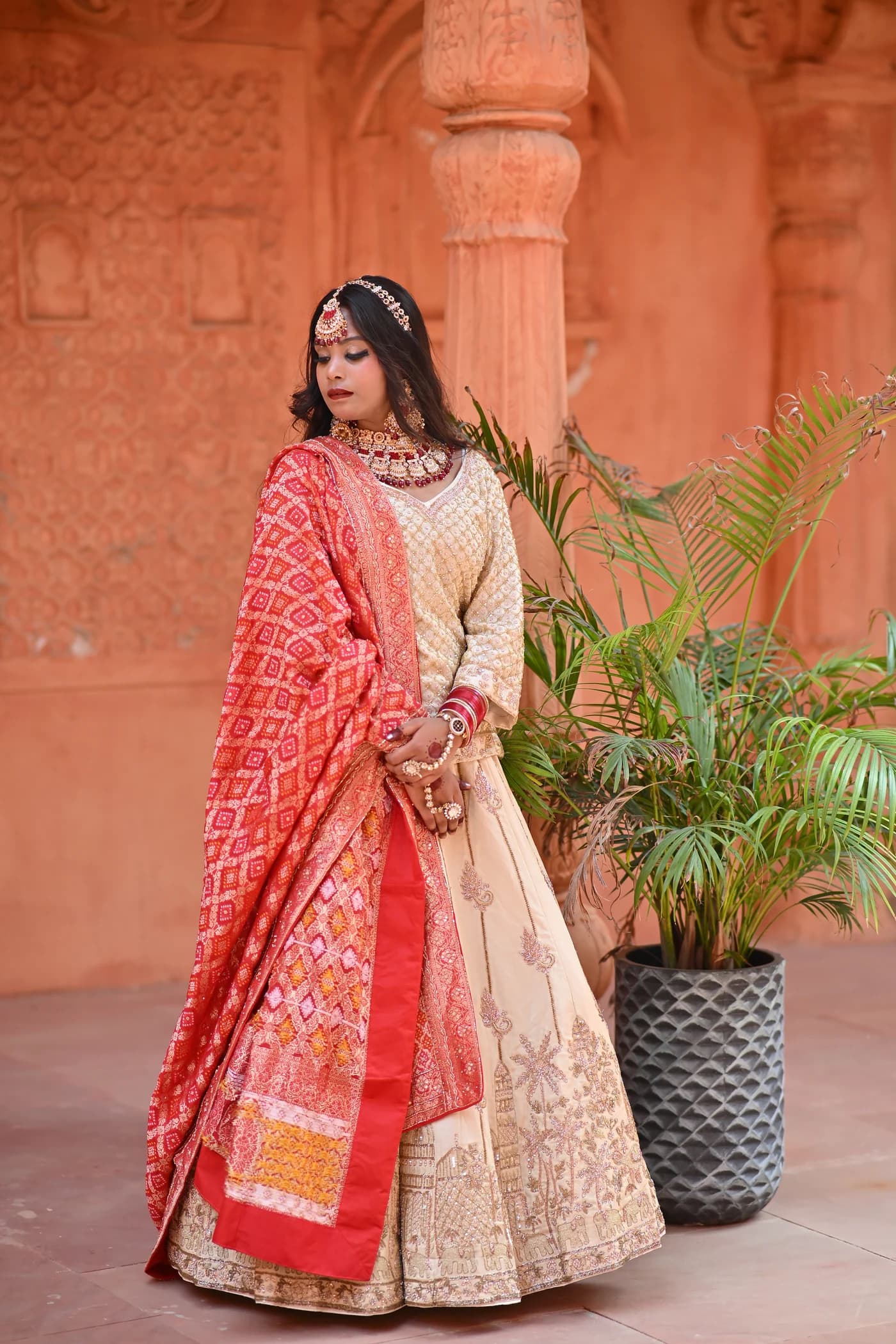 Rivaayat Ivory & Crimson Bandhani Royal Bridal Lehenga thumbnail 3